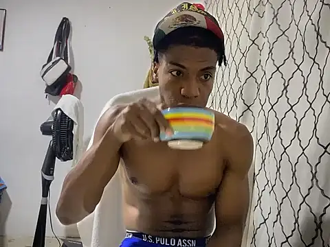 Snapshot of andrews2399 chatting on September 11, 2025, 1:17 am andrews2399 online show from September 11, 2025, 1:17 am