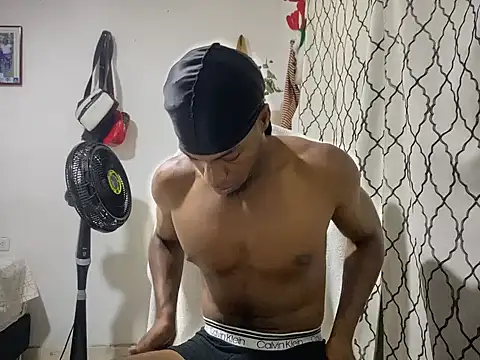 Snapshot of andrews2399 chatting on September 13, 2025, 2:22 am andrews2399 online show from September 13, 2025, 2:22 am