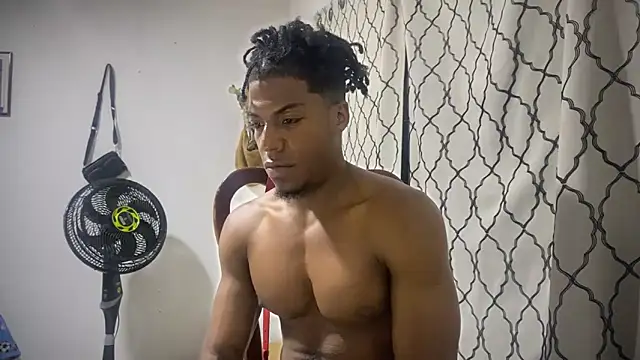 Snapshot of andrews2399 chatting on September 19, 2025, 1:51 am andrews2399 online show from September 19, 2025, 1:51 am