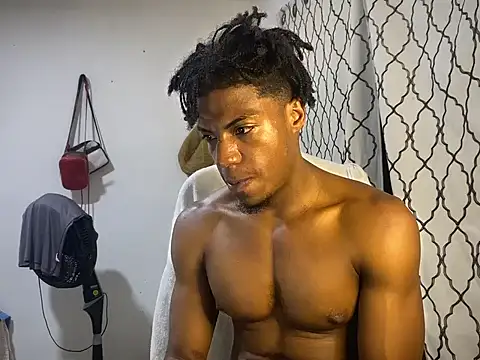 Snapshot of andrews2399 chatting on October 4, 2025, 1:47 am andrews2399 online show from October 4, 2025, 1:47 am