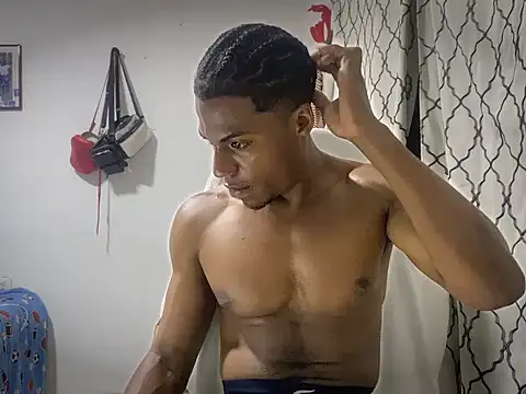 Snapshot of andrews2399 chatting on October 16, 2025, 1:39 am andrews2399 online show from October 16, 2025, 1:39 am