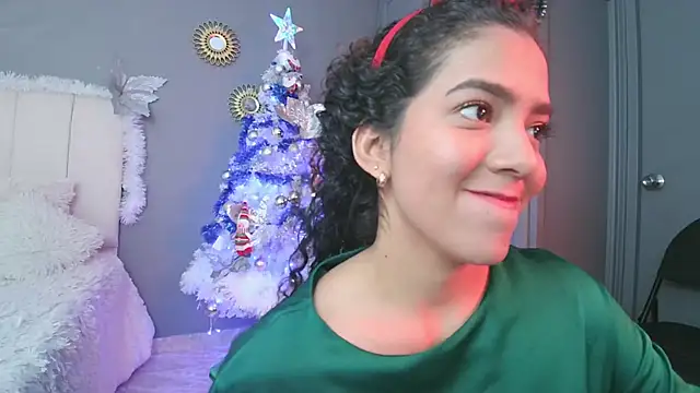 Snapshot of arteverena chatting on December 15, 2024, 7:42 pm arteverena online show from December 15, 2024, 7:42 pm