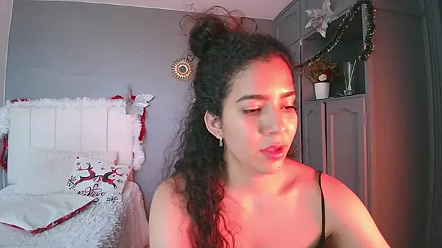 Snapshot of arteverena chatting on December 31, 2024, 9:39 pm arteverena online show from December 31, 2024, 9:39 pm