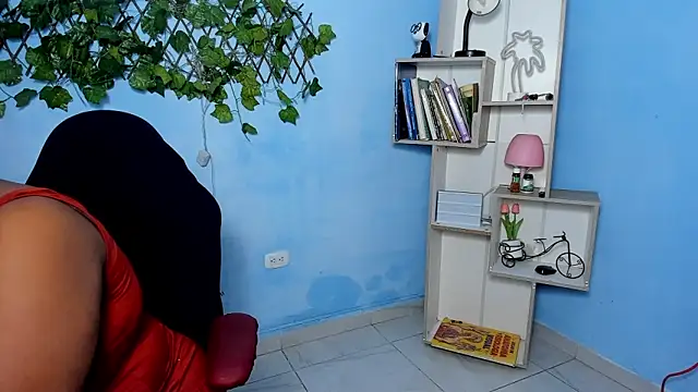 bbw charlote online show from December 19, 2025, 12:34 pm