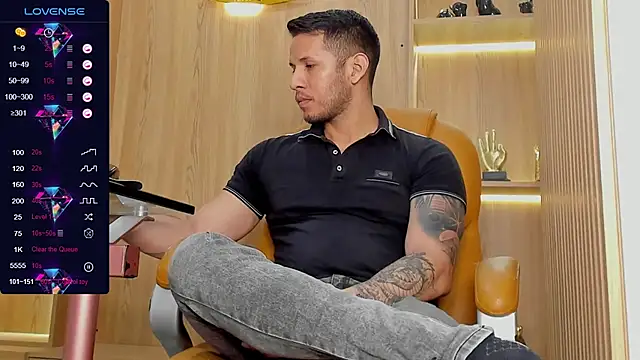 Snapshot of George_Diesell chatting on February 26, 2025, 12:16 am George Diesell online show from February 26, 2025, 12:16 am