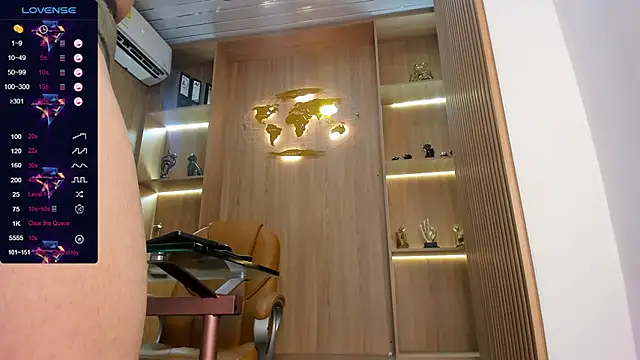 Snapshot of George_Diesell chatting on March 12, 2025, 11:44 pm George Diesell online show from March 12, 2025, 11:44 pm