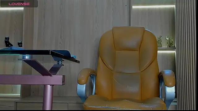 Snapshot of George_Diesell chatting on December 3, 2025, 9:02 pm George Diesell online show from December 3, 2025, 9:02 pm