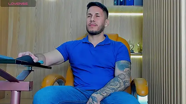 Snapshot of George_Diesell chatting on February 16, 2026, 10:28 pm George Diesell online show from February 16, 2026, 10:28 pm