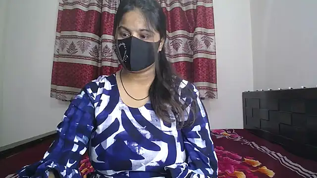 Dayna-36 online show from December 2, 2025, 4:02 pm