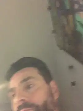 Snapshot of TB1977DK chatting on January 9, 2026, 10:44 pm TB1977DK online show from January 9, 2026, 10:44 pm