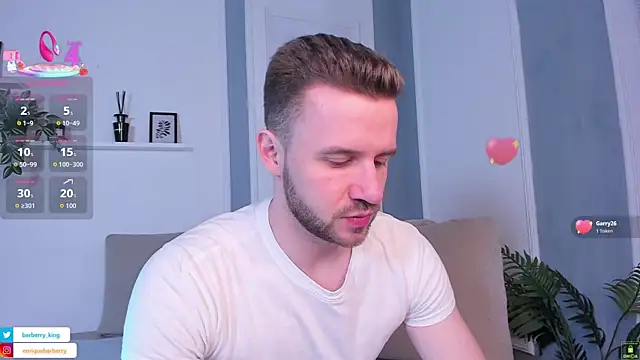 EnriqueBarberry online show from April 4, 2026, 5:38 am