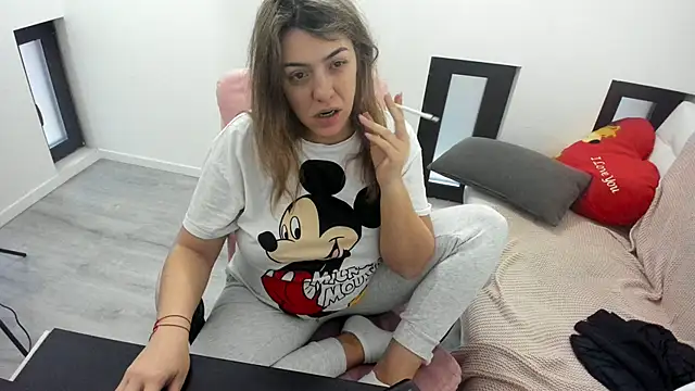 Dyana Kaylinn online show from March 30, 2026, 4:35 am