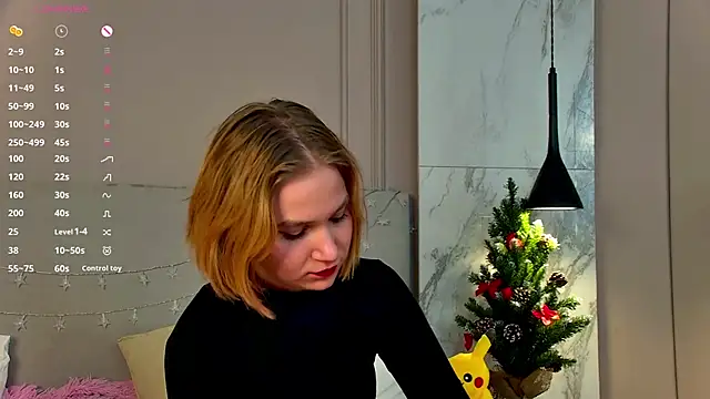 Snapshot of EllenaGreen chatting on January 10, 2025, 9:10 pm EllenaGreen online show from January 10, 2025, 9:10 pm