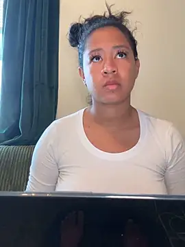 VanessaBling online show from March 8, 2026, 3:05 pm