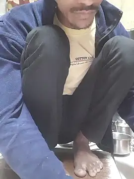 Snapshot of Burhade-- chatting on January 8, 2026, 10:45 pm Burhade-- online show from January 8, 2026, 10:45 pm