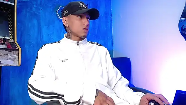 Liam lee online show from January 11, 2025, 1:01 pm