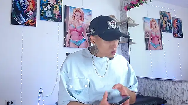 Liam lee online show from September 13, 2025, 3:23 pm