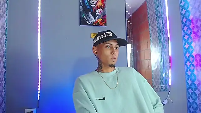 Liam lee online show from April 3, 2026, 11:25 pm