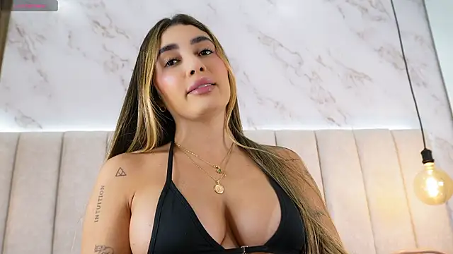 Snapshot of Annyy_Rosse chatting on March 30, 2026, 5:52 am Annyy Rosse online show from March 30, 2026, 5:52 am