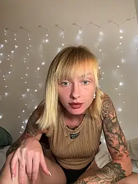 Snapshot of haileyhope_ chatting on October 1, 2025, 6:36 pm haileyhope  online show from October 1, 2025, 6:36 pm