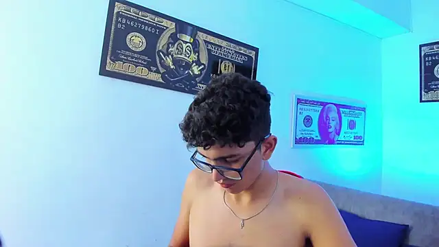 TylerWhite  online show from January 28, 2025, 6:27 am