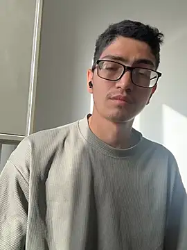 TylerWhite  online show from May 7, 2026, 4:12 pm