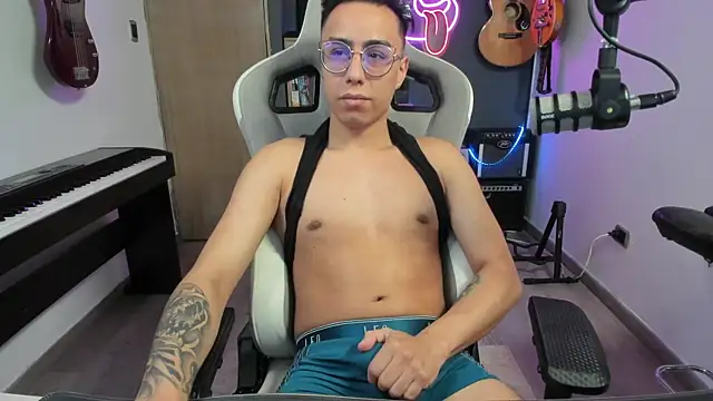 granxarma960 online show from March 5, 2025, 8:10 pm