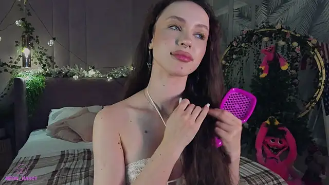 Snapshot of Meow_Nancy chatting on December 16, 2024, 11:55 am Meow Nancy online show from December 16, 2024, 11:55 am