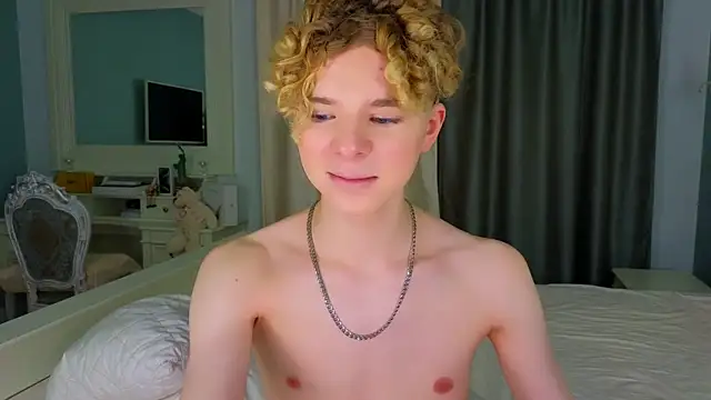 Snapshot of Kudi_Minnt chatting on January 26, 2025, 6:37 pm Kudi Minnt online show from January 26, 2025, 6:37 pm