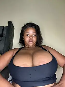 Snapshot of Mandy-101 chatting on January 14, 2025, 4:25 am Mandy-101 online show from January 14, 2025, 4:25 am