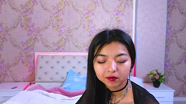 Shy Kira online show from January 22, 2025, 1:11 pm