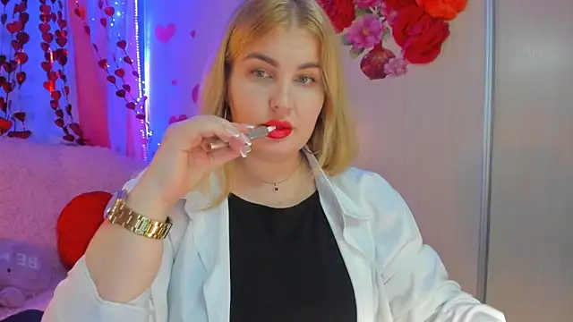 CoraSwon online show from February 15, 2025, 6:23 pm