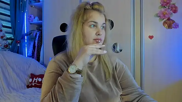 CoraSwon online show from January 6, 2026, 1:26 pm