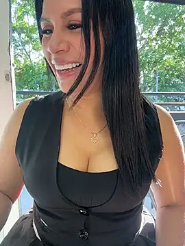 Sofia Convers online show from May 15, 2026, 12:34 pm