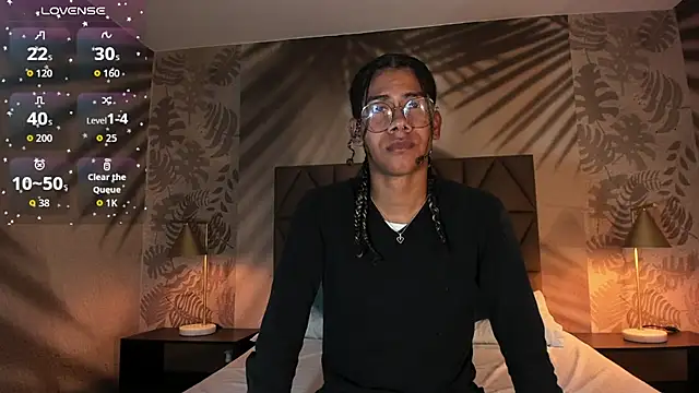 Maxim-Walker online show from November 14, 2025, 4:00 am