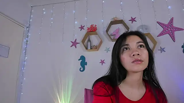 Emiily Parkerr online show from February 28, 2025, 3:04 am