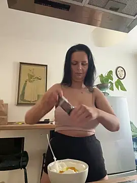 Snapshot of Off__Melonenmandy chatting on April 4, 2026, 1:52 pm Off Melonenmandy online show from April 4, 2026, 1:52 pm