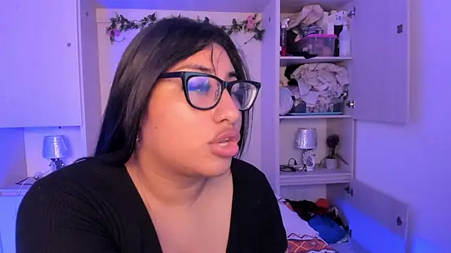 CANDYGABYY online show from April 13, 2026, 7:52 pm