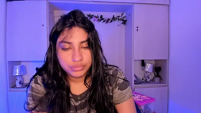 CANDYGABYY online show from July 17, 2026, 8:03 pm