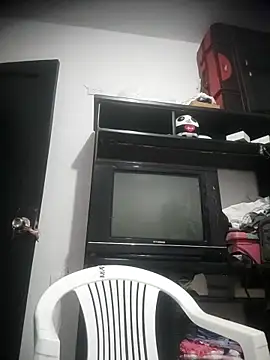 SaucyAffair0 online show from February 9, 2026, 5:22 am