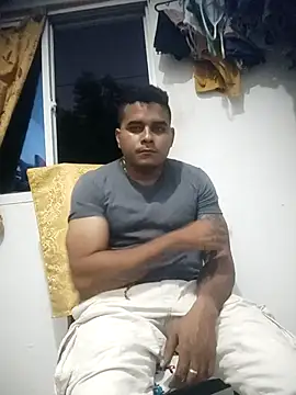 SaucyAffair0 online show from March 13, 2026, 11:33 pm