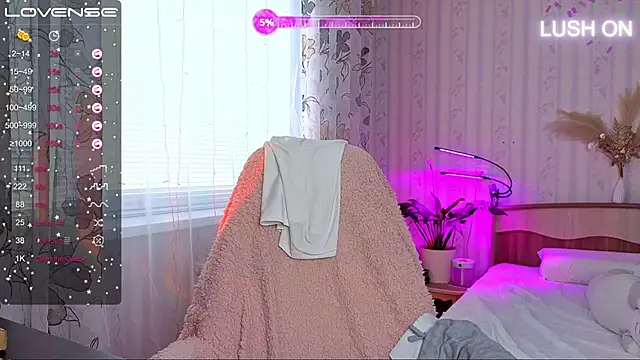 Bella  Swoon online show from February 21, 2026, 5:08 am