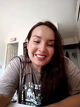 Snapshot of allison-dreams chatting on September 27, 2025, 4:23 pm allison-dreams online show from September 27, 2025, 4:23 pm