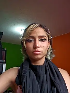 avery fox online show from March 4, 2025, 9:32 pm