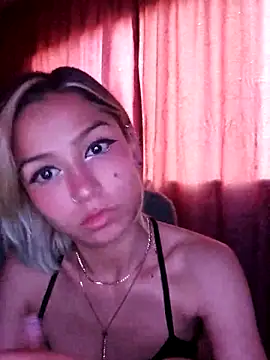 avery fox online show from March 9, 2025, 11:14 pm