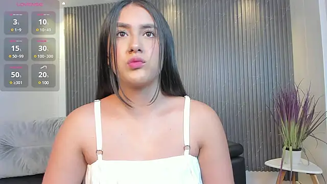 Snapshot of paulina_sweett_ chatting on February 19, 2025, 12:22 pm paulina sweett online show from February 19, 2025, 12:22 pm