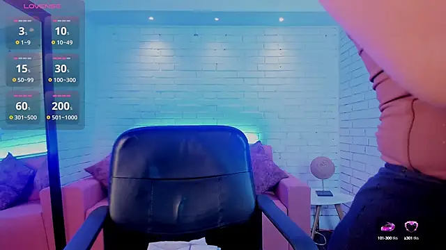 Snapshot of paulina_sweett_ chatting on September 17, 2025, 12:18 pm paulina sweett online show from September 17, 2025, 12:18 pm