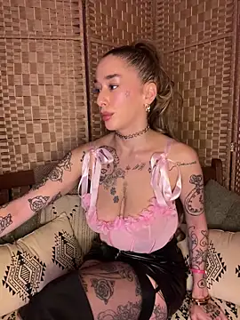 Chachou000 online show from February 20, 2025, 6:57 pm