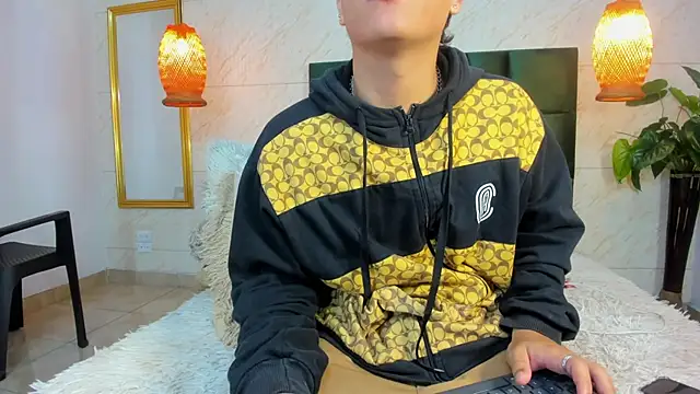 Levy Steve online show from October 25, 2025, 3:25 am