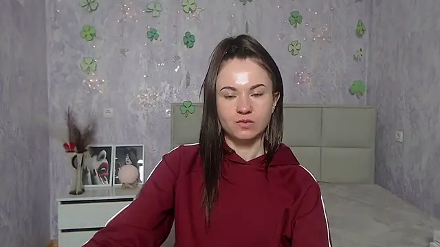 KaraCriegs online show from March 16, 2025, 1:49 am